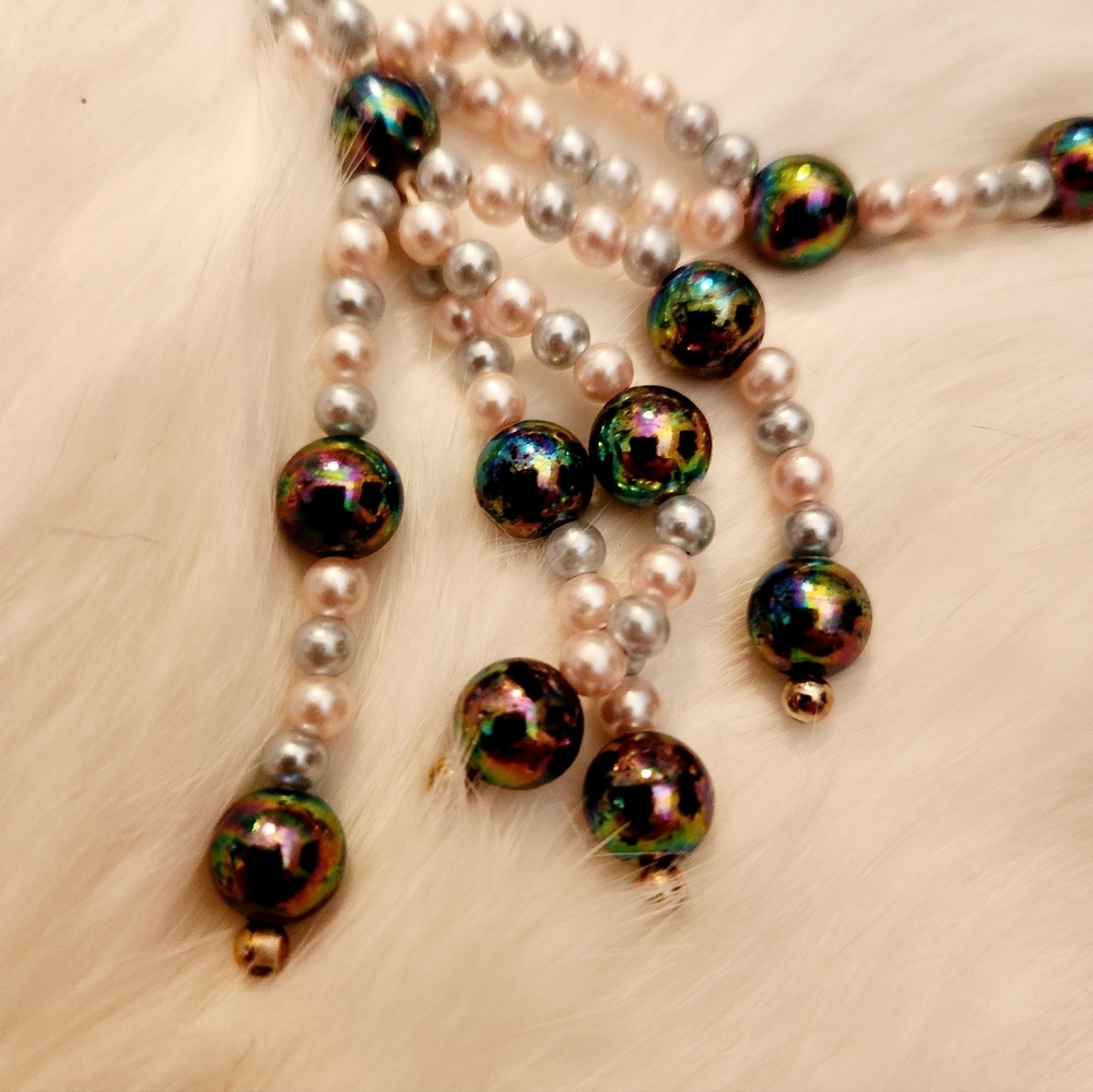 Two Layering necklaces - Picture 5 of 8